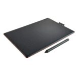 One By Wacom Medium Graphics Drawing Tablet - Image 2